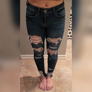 American Eagle, size 2 regular, blue ne(x)t level stretch, ripped jeggings